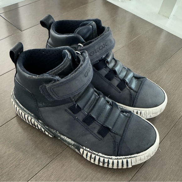GEOX J Aloniso Distressed High Top Sneakers - Picture 7 of 8